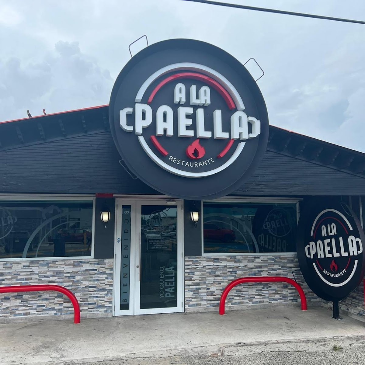 A La Paella